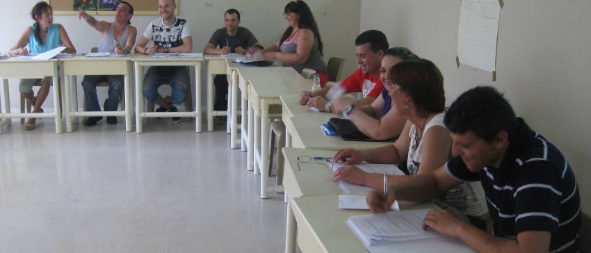 Programa "Menos riesgos, más salud" desarrollado por la Fundación Atenea y financiado mediante la convocatoria de subvenciones del IRPF.